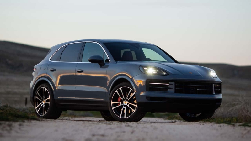 Driving the Porsche Cayenne S Is an Emotional Experience