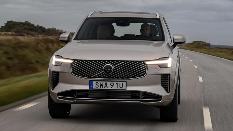 The 2025 Volvo XC90 Doesn’t Mess With Success: First Drive Review